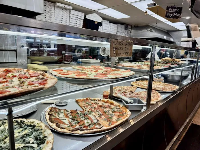 Mezza Luna Pizza Picture 7