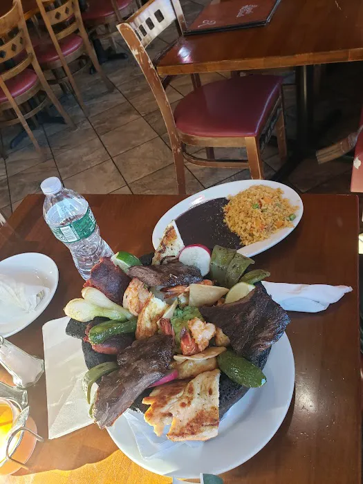 Rancho Estrella Mexican Restaurant Picture 2