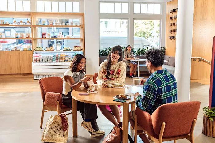 Capital One Café Picture 1