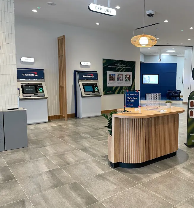 Capital One Café Picture 6