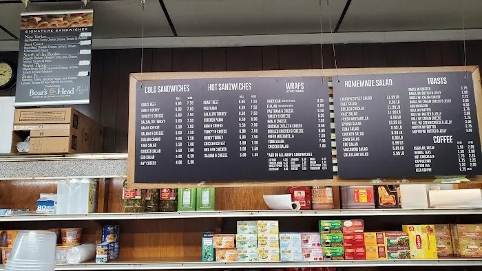 Lee's Deli & Grocery Picture 9