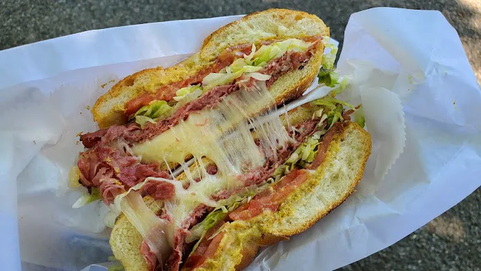 Lee's Deli & Grocery Picture 8