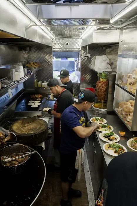 Tacos El Lobo #3 Picture 2