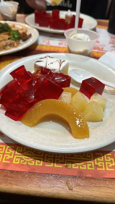 Merryland Buffet Picture 5