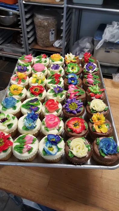 Fantasia Cakes Picture 3