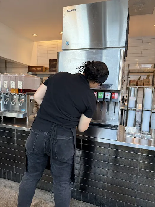 Chipotle Mexican Grill Picture 1