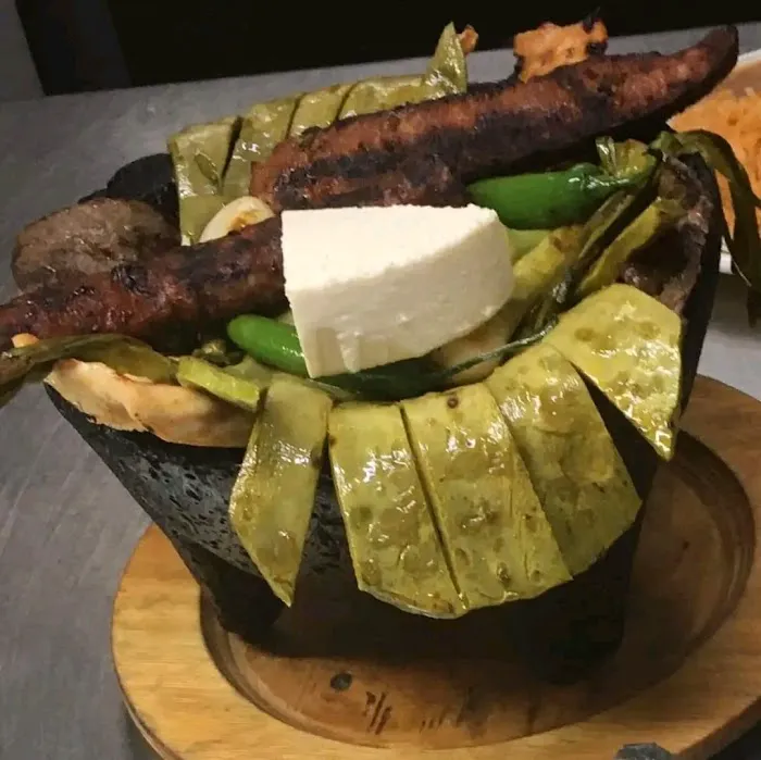 El Molcajete Picture 8