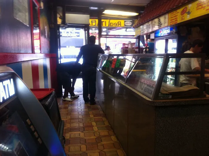 Yankee’s Pizza Picture 7