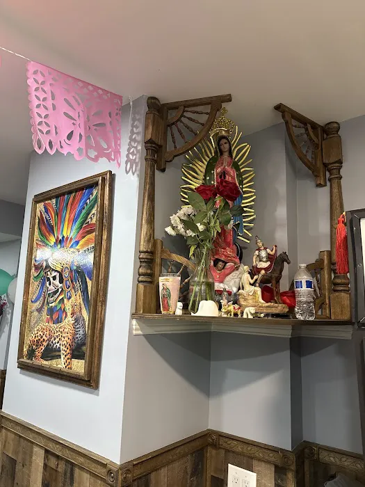 Flores Coffee Shop Picture 6