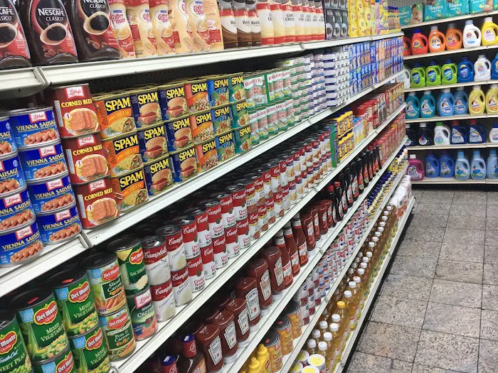 Bronx Gourmet Deli Picture 7