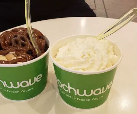 Peachwave Frozen Yogurt