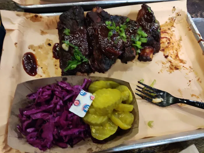 Izzy's Brooklyn Smokehouse Picture 10