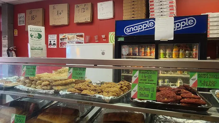Lenny's Pizza Picture 9