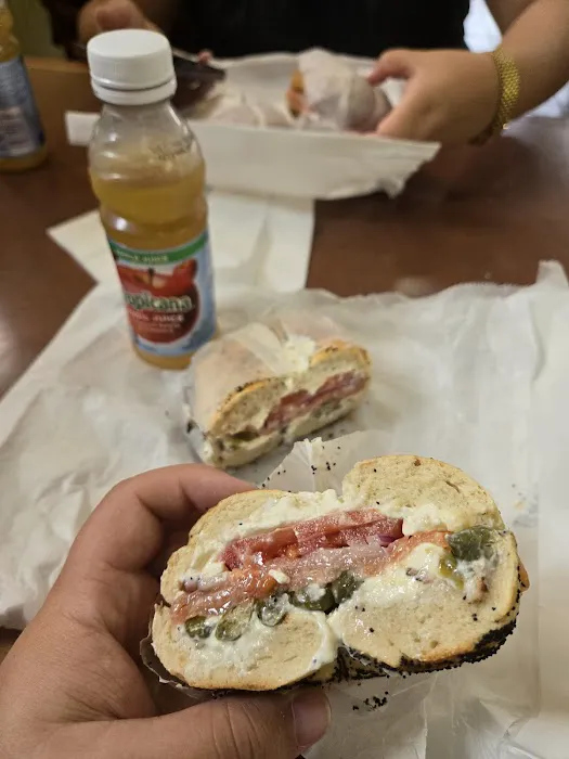 Bagels By the Park Picture 3