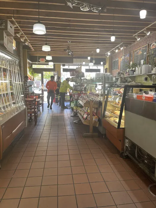 Bagels By the Park Picture 7
