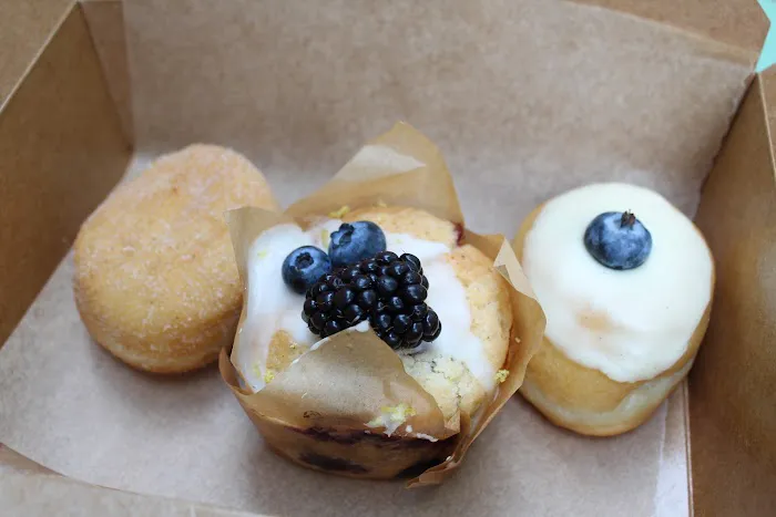 Cloudy Donut Co. Picture 7