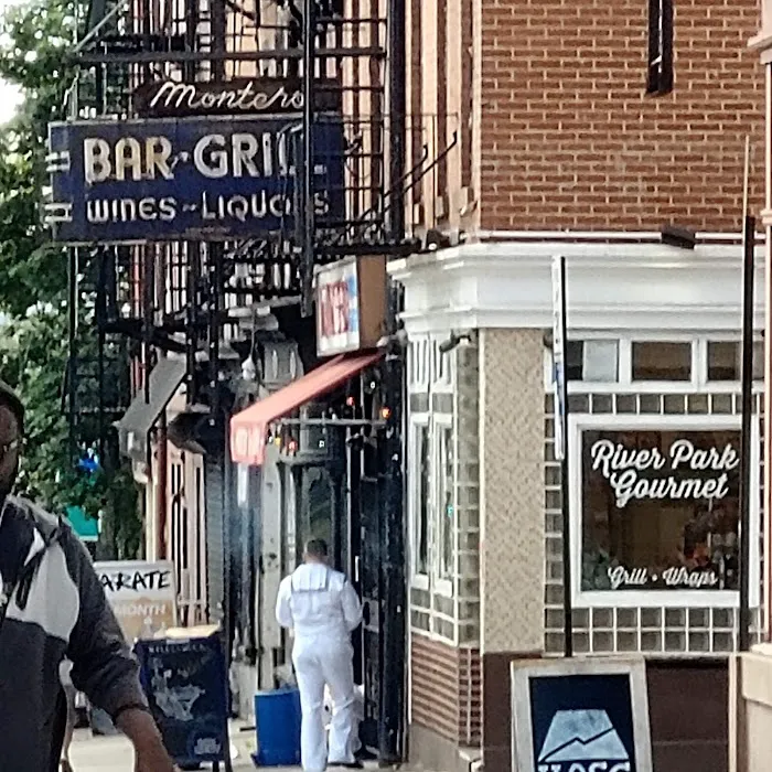 Montero Bar & Grill Picture 10