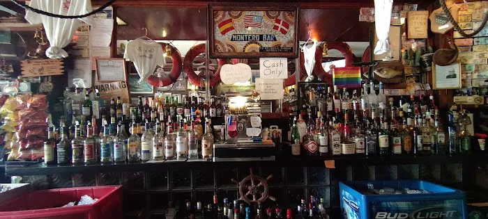Montero Bar & Grill Picture 7