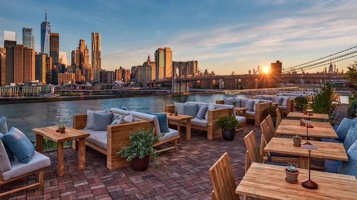 Harriet's Rooftop Picture 3