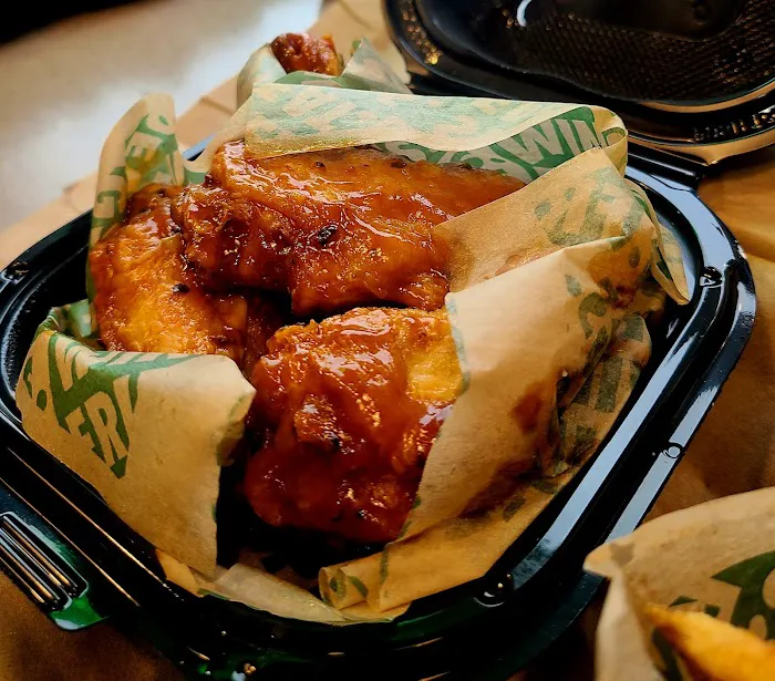 Wingstop Picture 9