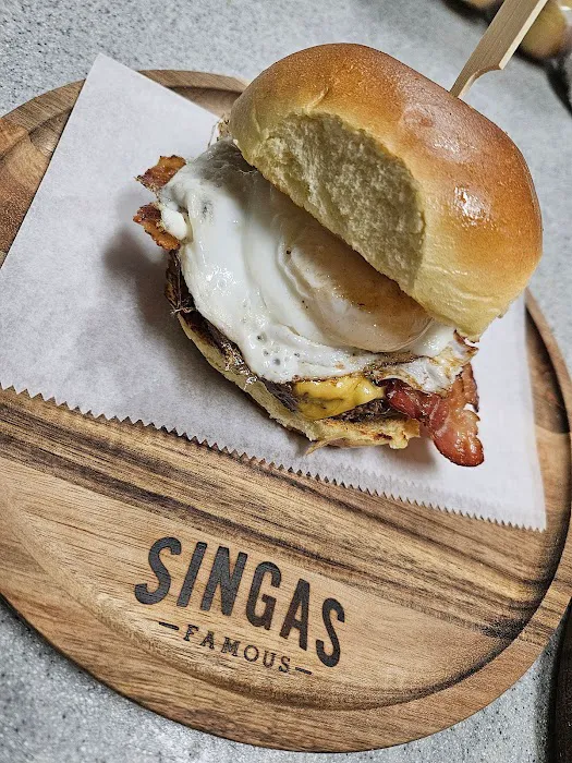 Singas Famous Pizza Picture 5