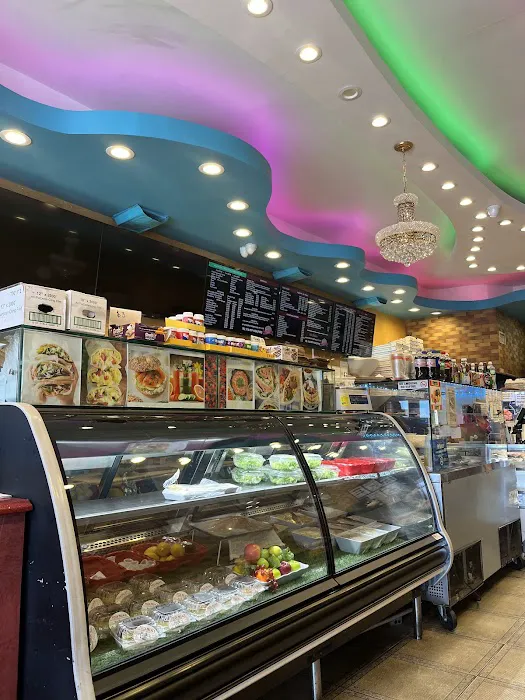 Pizza Palace Cafe Picture 4