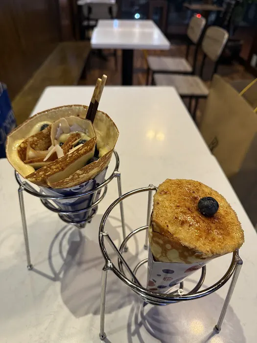 T-swirl Crepe - Forest Hills Picture 5