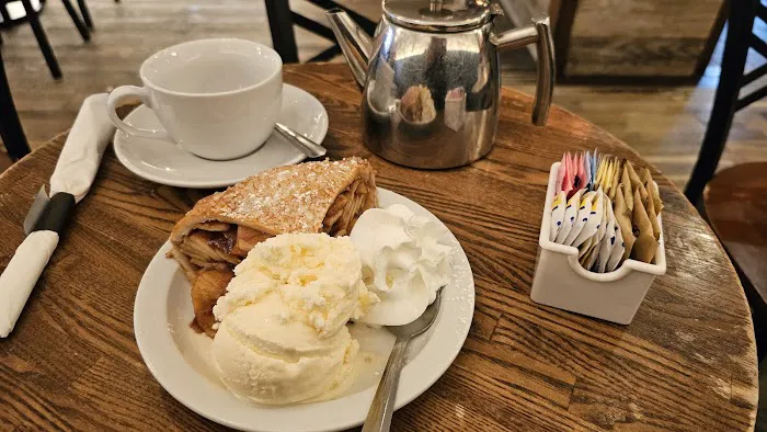 Martha's Country Bakery Picture 6