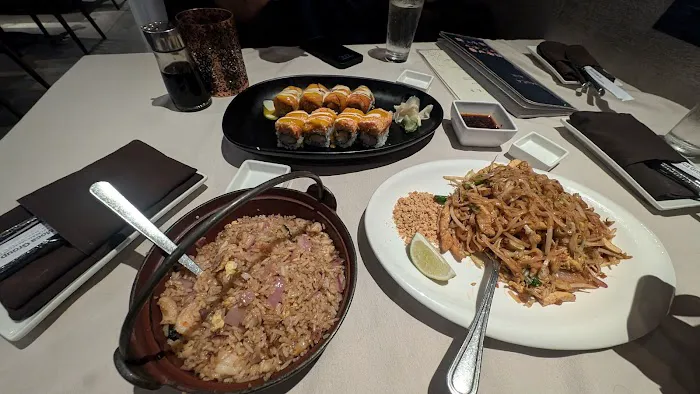 MoCA Asian Bistro Picture 3