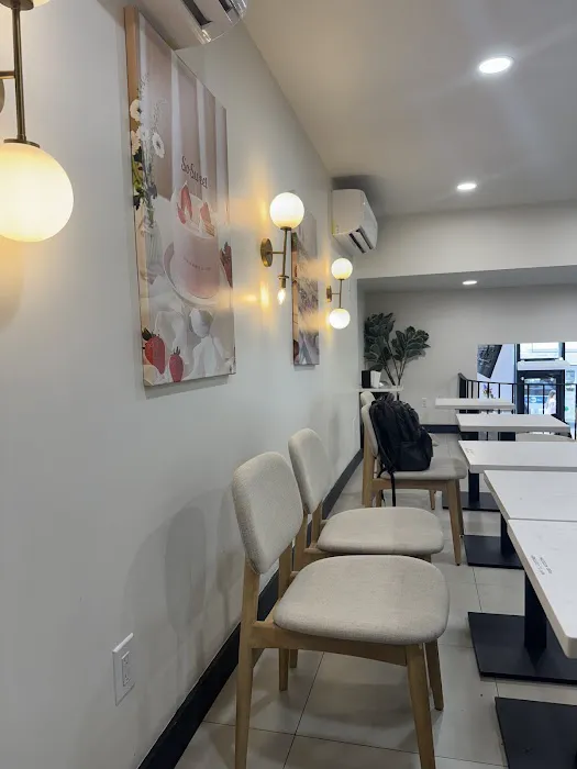 TOUS les JOURS cafe Picture 4