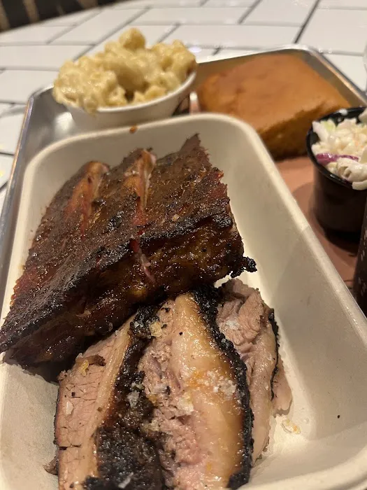 Mighty Quinn's Barbeque Picture 1