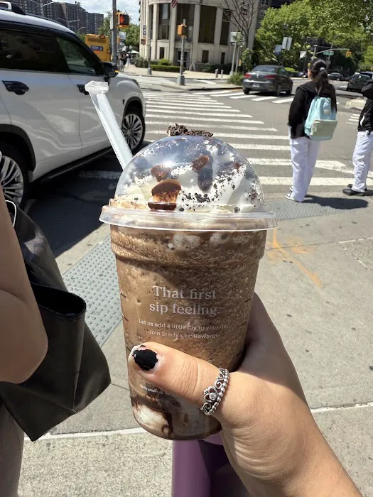 Starbucks Picture 10