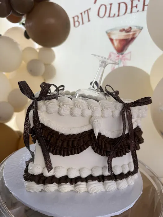 Hanoli Cakes Picture 1