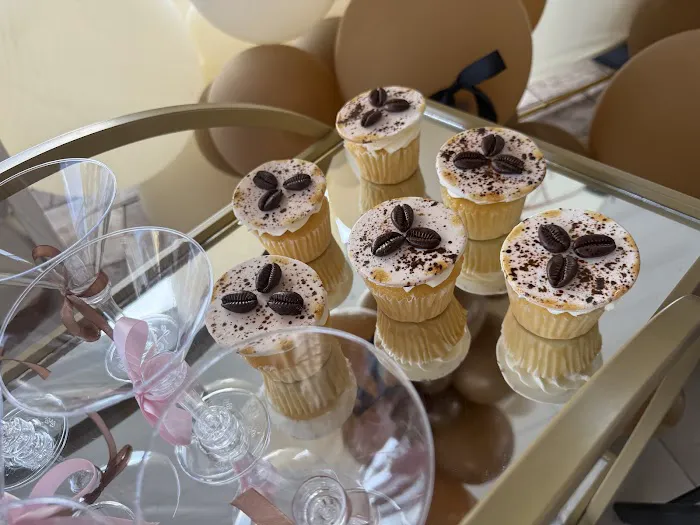 Hanoli Cakes Picture 8