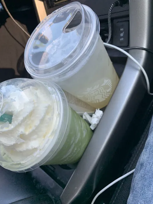 Starbucks Picture 3