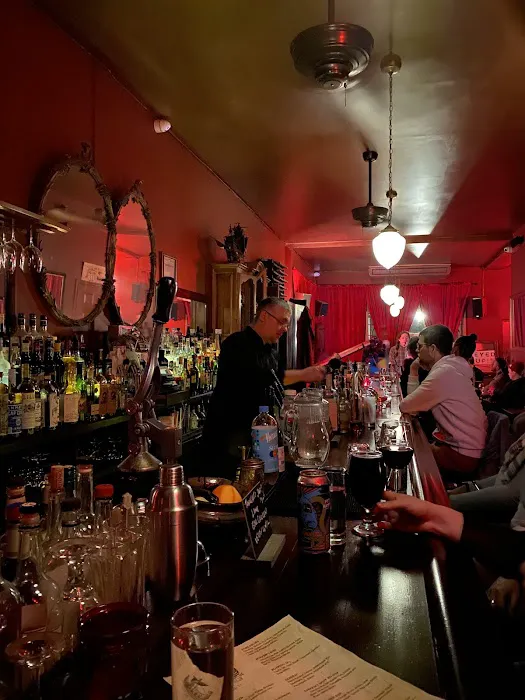 Bar Bayeux Picture 6