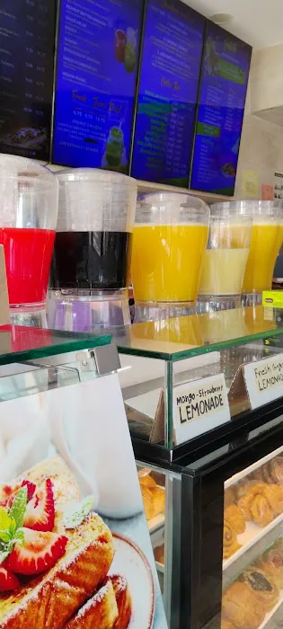Bagels, Salads, Smoothies UrWay Picture 10