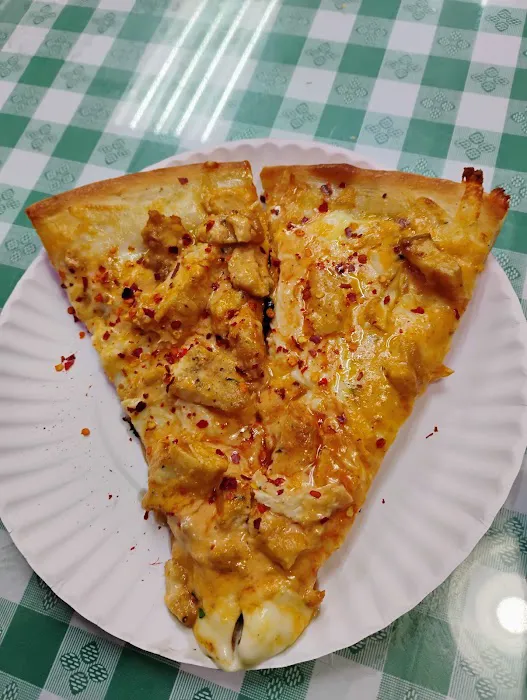 Tony's Pizza Picture 7