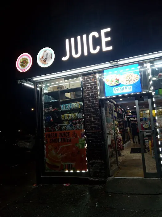 URBAN JUICE BAR &GRILL Picture 2
