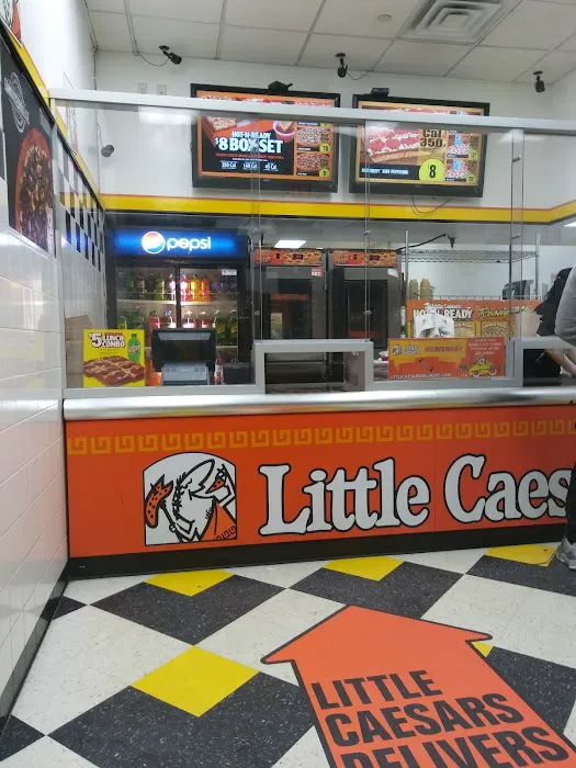 Little Caesars Pizza Picture 4