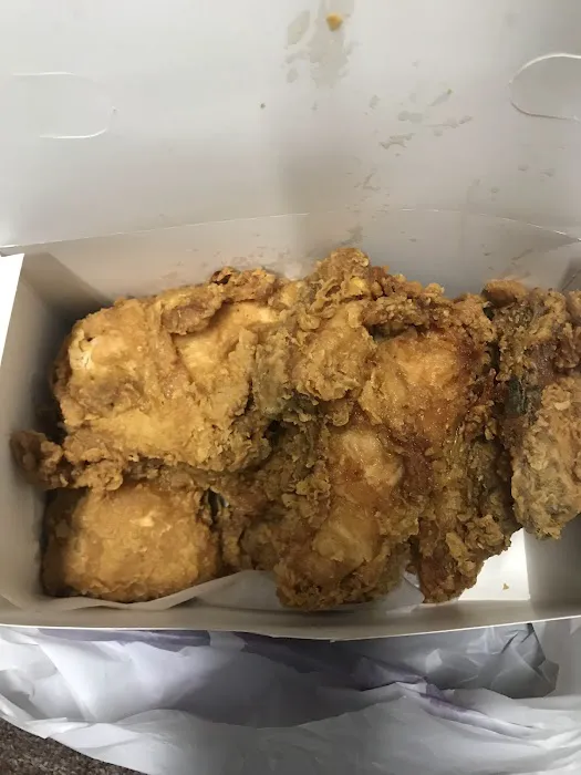 Kansas Chicken and Burger Picture 6