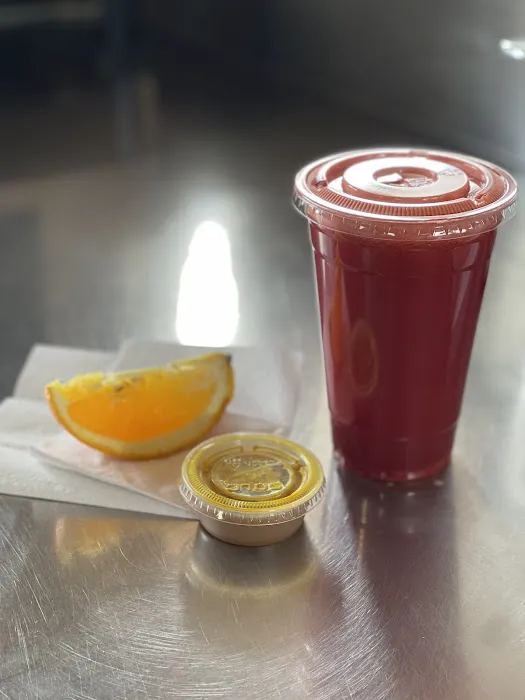 Three Star Juice Lounge Picture 3