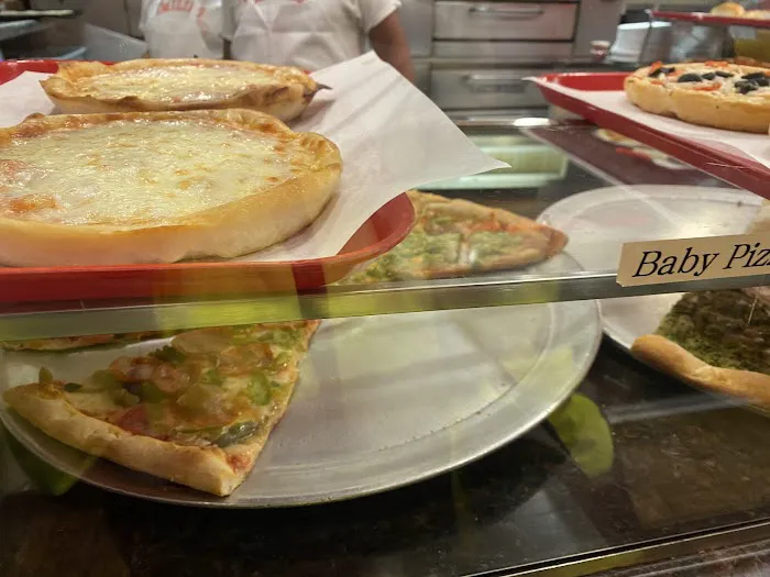 Smiling Pizzeria Picture 7