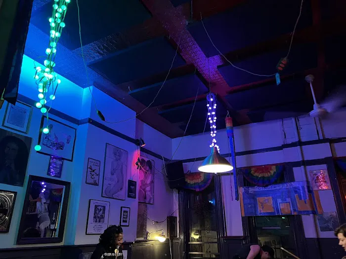 Ginger's Bar Picture 4