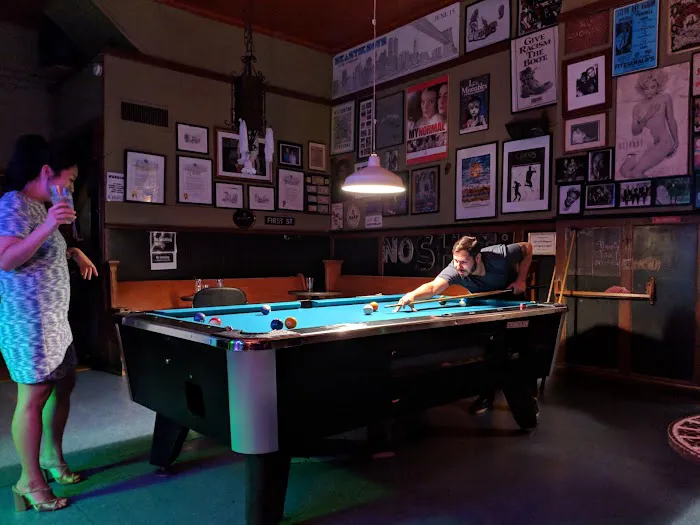 Ginger's Bar Picture 6