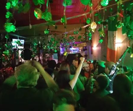 Ginger's Bar