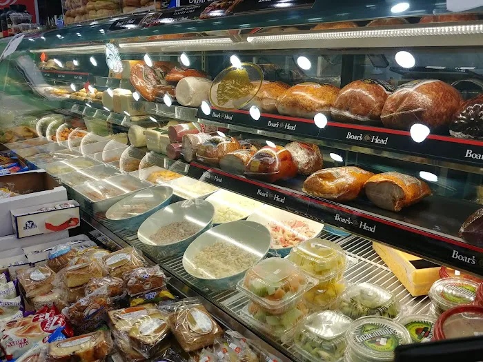 Deli & Grill Juice Bar Picture 4