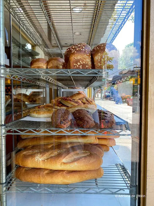 Caputo's Sweet & Cake Shop Picture 4
