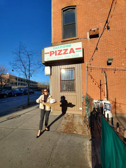 Giardini Pizza Picture 5
