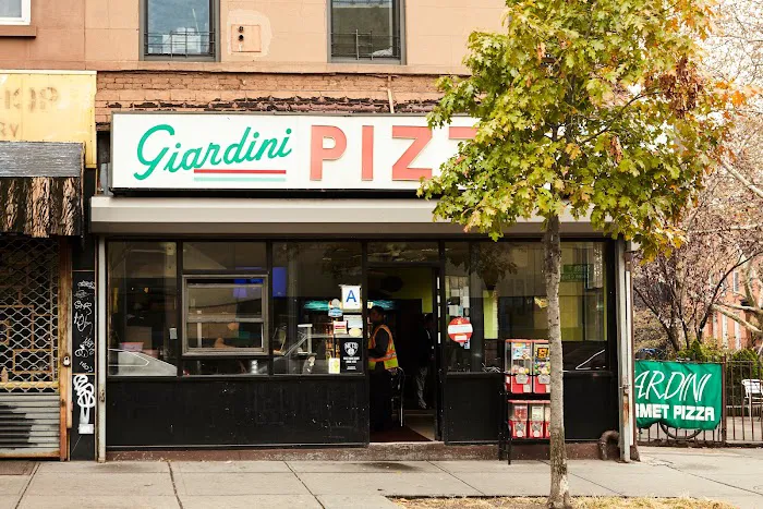 Giardini Pizza Picture 9